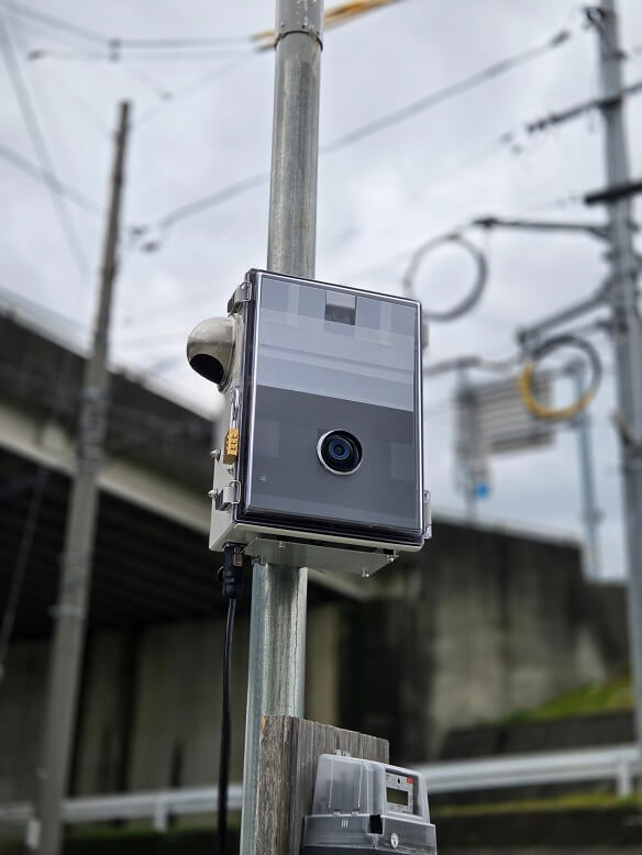 高い場所に設置された撮影システム